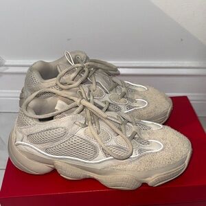 Beige Yeezy 500 Sneakers